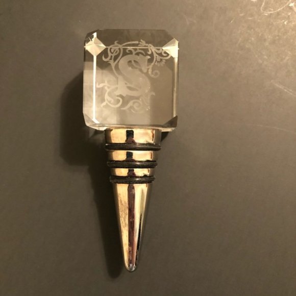 Personalized “S” wine cork - Picture 2 of 6